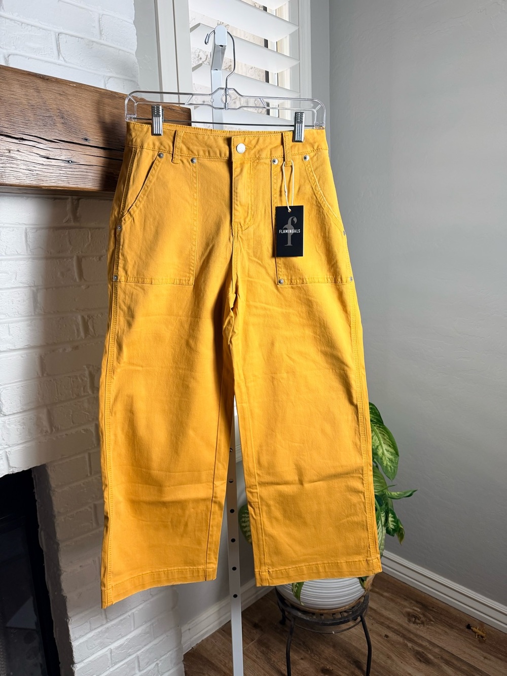 Flamingals Wide Leg Flap Pocket Mid Waist Cropped Pants Yellow - Picture 7 of 8